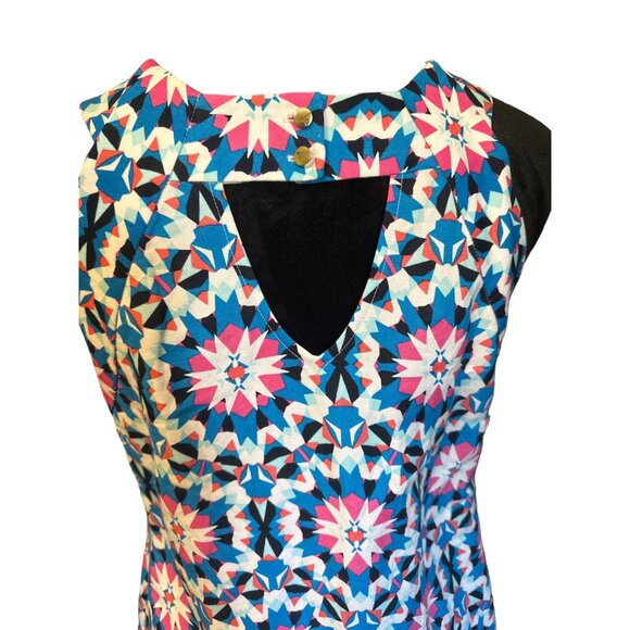 💖Crown & Ivy Womens Geometric Print Sleeveless Dress Button Closure Size Large - Picture 6 of 8
